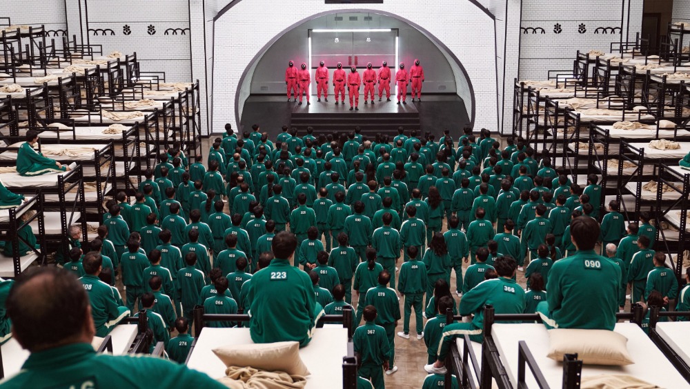 《鱿鱼游戏》真人秀玩家，艰苦的环境，呼吁内定胜利者