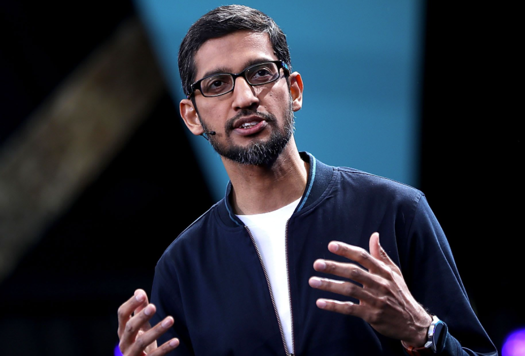 相比谷歌CEO无伤大雅、裁员数万人，年薪高达15亿。
