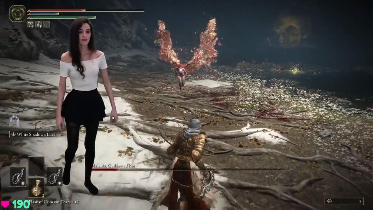 黑丝美女主播玩《艾尔登法环》体感控制击败女勇士
