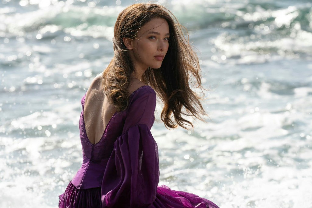 电影《小美人鱼》中人类公主的剧照全球票房已超过3亿美元。
