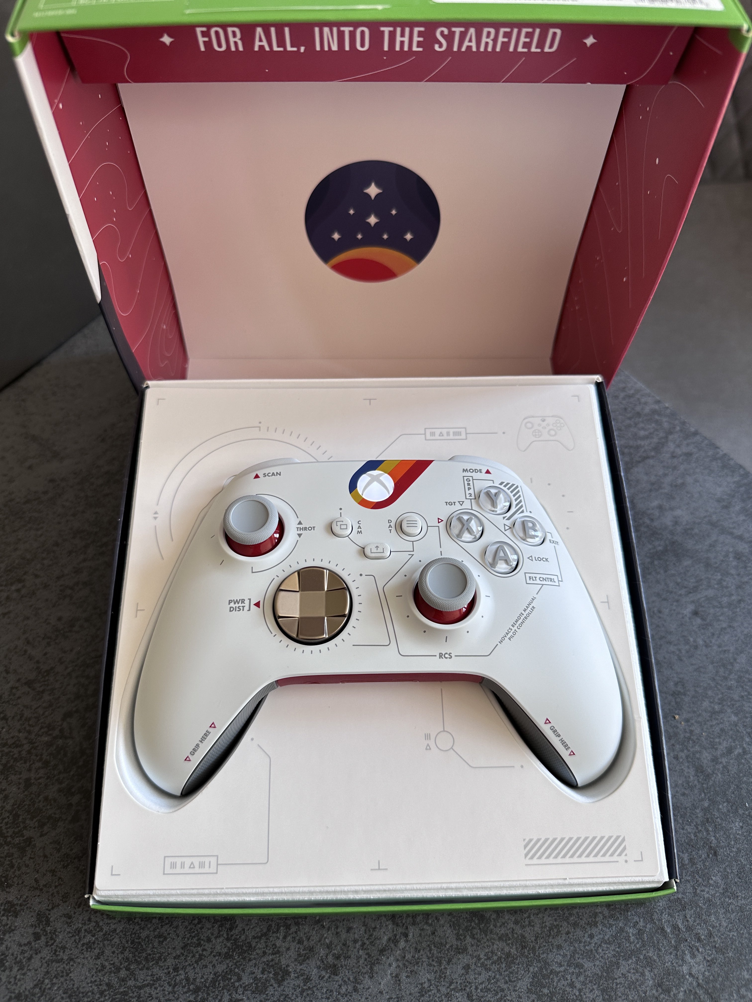 《星空》定制的Xbox系列手柄将带有特殊的主机主题
