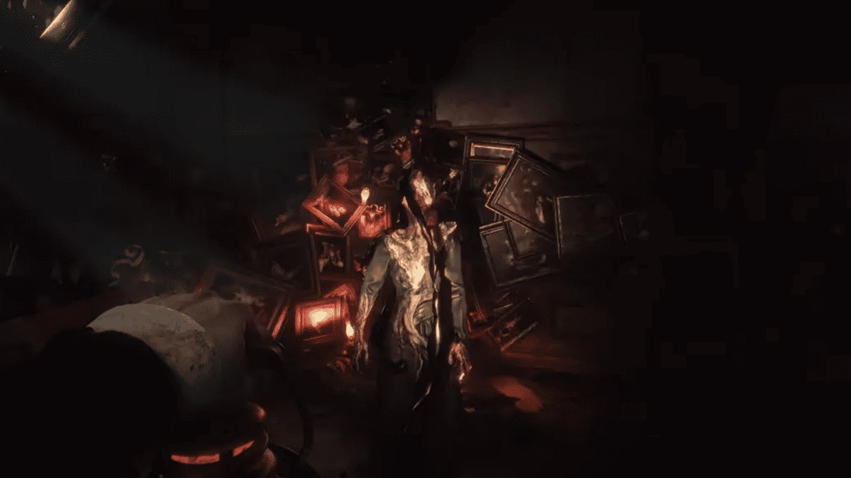 对比《层层恐惧》三个平台的图片，PC版的体验效果最好。
