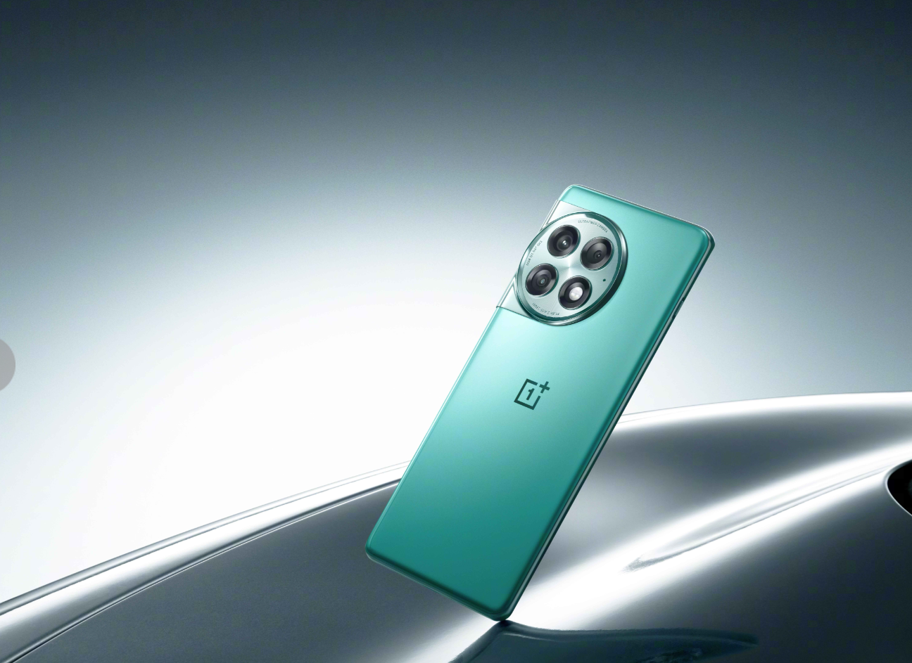 24GB内存的时代即将到来！全球首台24GB内存生产机下线：一加
