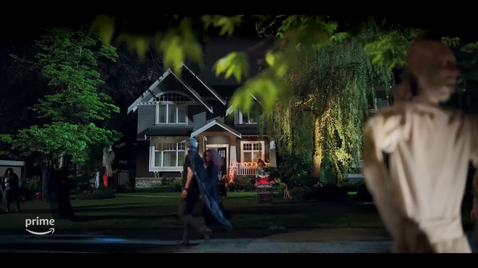 喜剧惊悚片《绝对杀手》发布了一个预告片，让我们回到过去，阻止谋杀。
