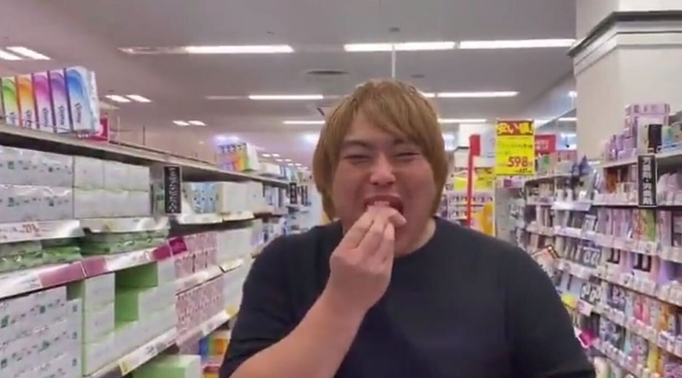 被破坏的视频创作日本玩家发布街头骚乱视频不怕被捕只为交通
