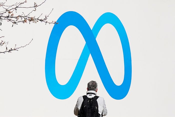 Meta计划推出面向年轻人的多功能AI聊天机器人
