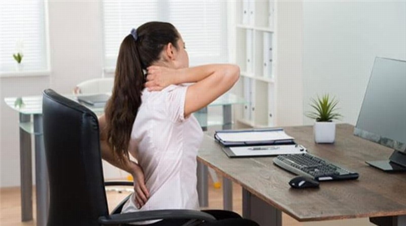 研究表明，久坐超过8小时会显著增加死亡风险
