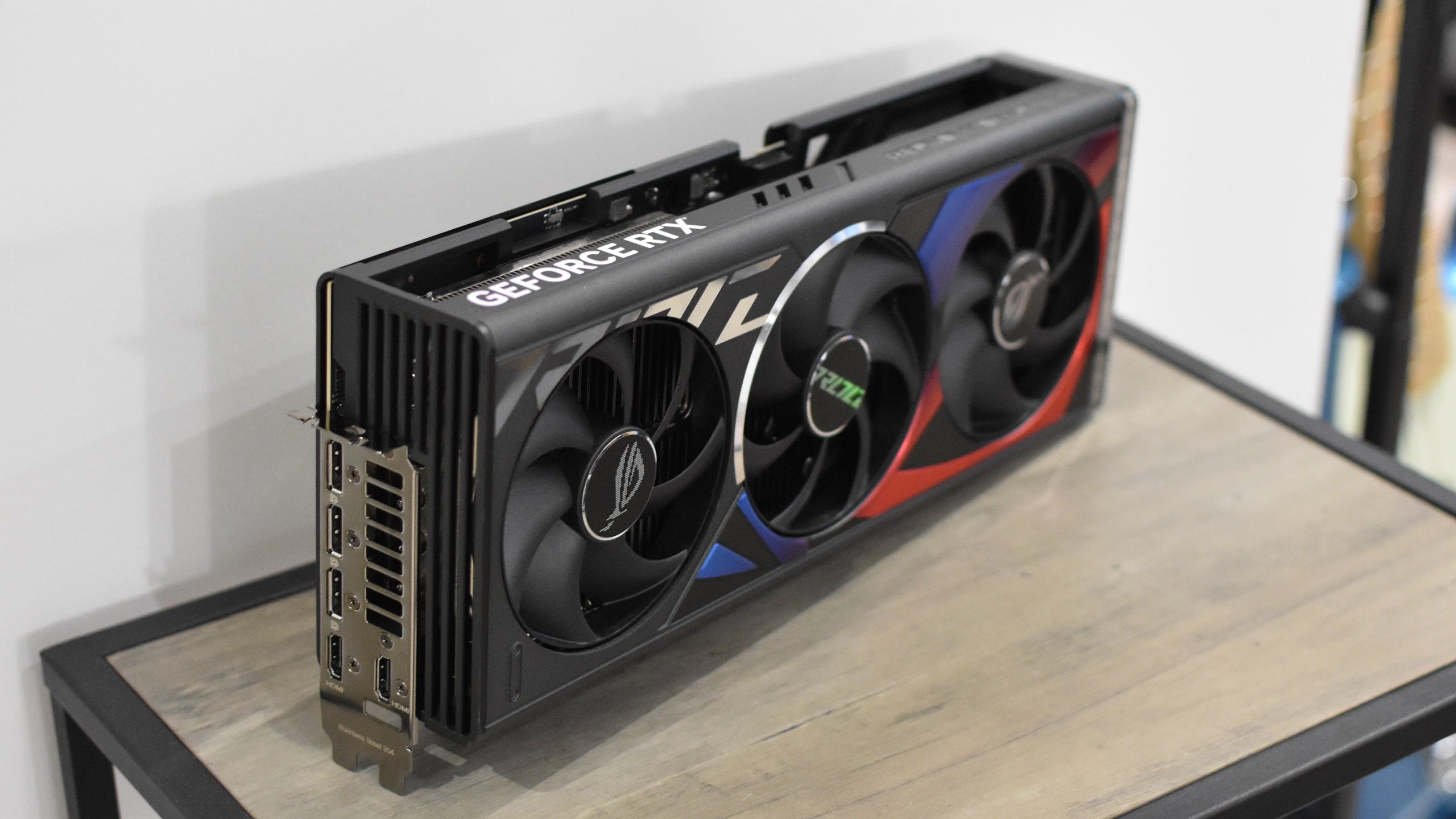 川影威达将停产RTX4080显卡或为新机型让路
