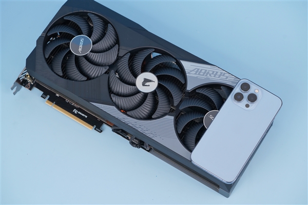 RTX4090批发价高达17000元！AMD借此机会赚了很多钱。
