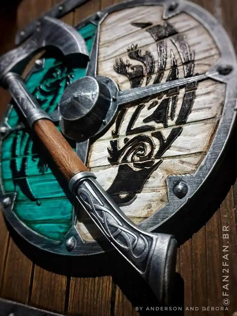 粉丝制作《刺客信条：英灵殿》主题PS5外壳展示。