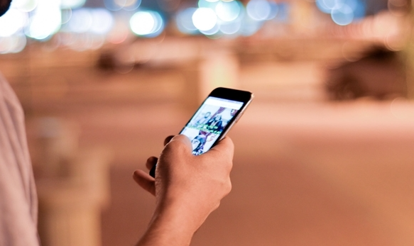 小伙手机丢了7天，挨家挨户搜索Wi-Fi才找到。