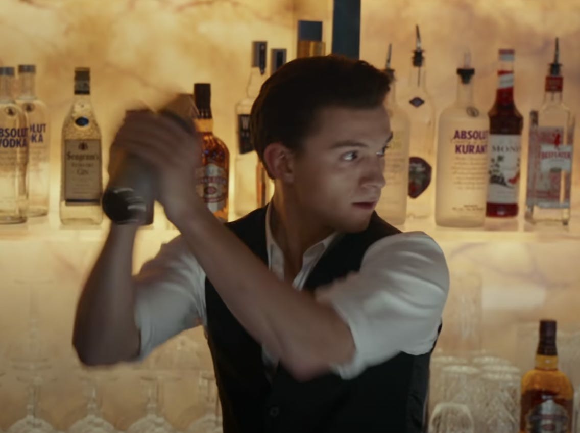 我哥在荷兰做《神秘海域》的调酒师，被认出后被开除。