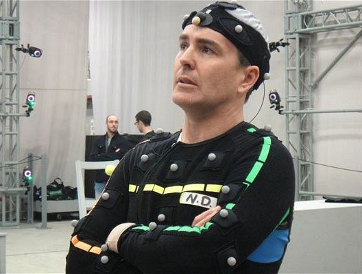 《神秘海域》游戏德雷克配音诺兰诺斯也参与了电影版。