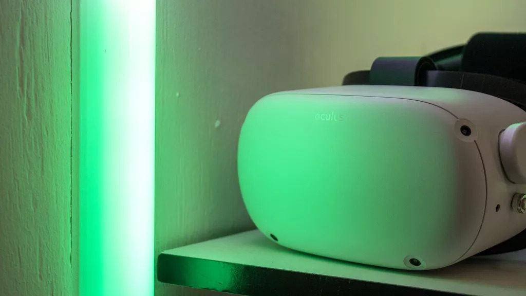 2021年售出的VR头显近80%是Quest  2。