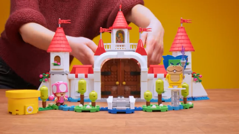 任天堂发布了以桃子为背景的乐高积木的宣传片，将于8月1日发售。