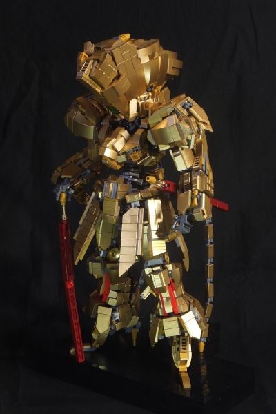 用乐高玩家创作《五星物语》MH黄金骑士酷炫霸气