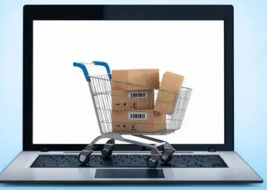 学生把妈妈12万的运营费用花在网上。警方从游戏平台追回一半。