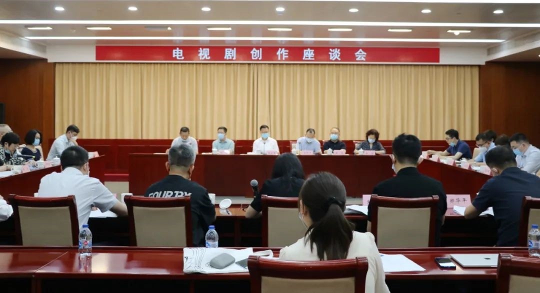 广电总局:古装剧、古装要符合史实，坚决抵制娘娘腔炮。