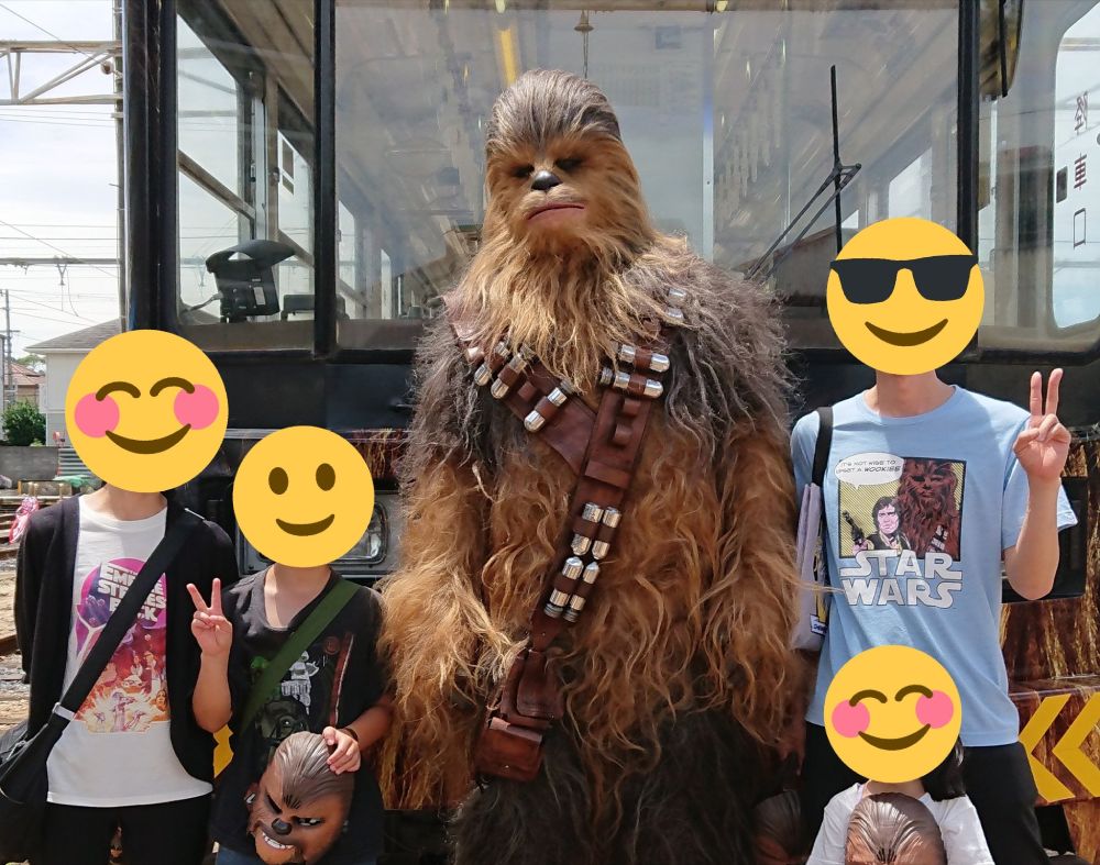 瓶中精彩世界《星球大战》粉丝在瓶中打造精美场景模型。