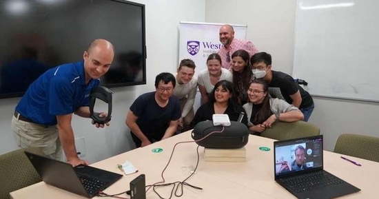 跨境全息传输第一次可以不出门“身在异乡”。