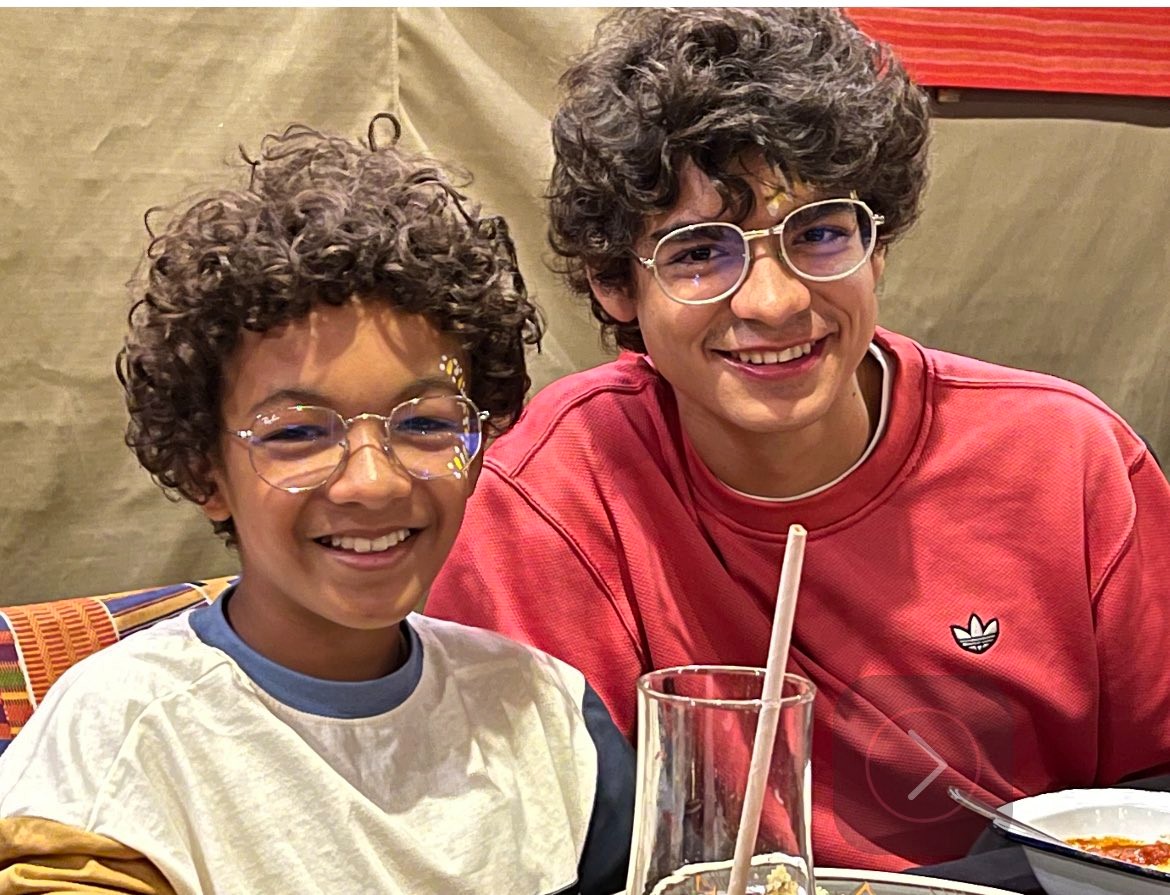 《海贼王》实景剧路飞的大小以两个配角同框公布。