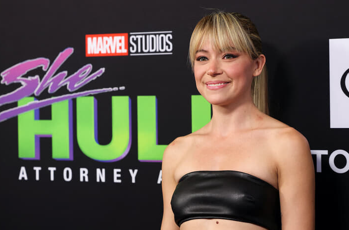 《女浩克》突然被网络攻击。宣传片中，板凳被砍掉，涉嫌歧视流浪汉。