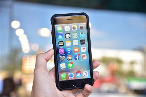 IPhone6被苹果列为过时产品。它现在还能做什么？果粉说1G内存还是流畅的。