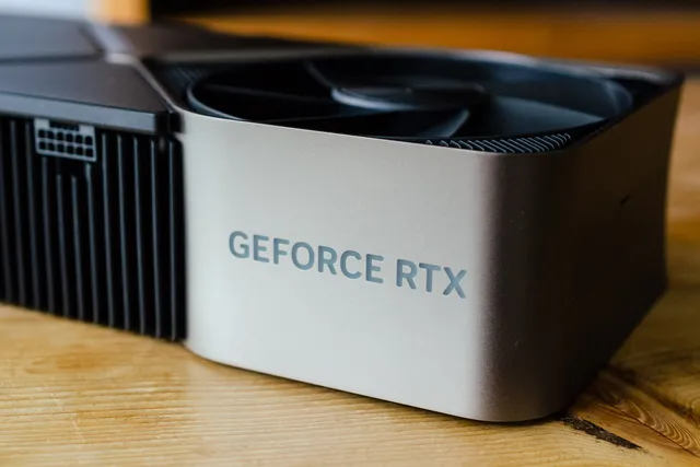 英伟达:RTX4090电线会融化，因为它没有正确插入。
