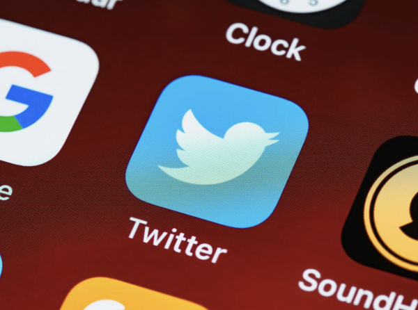 Twitter将于下周五推出Twitter账户认证。