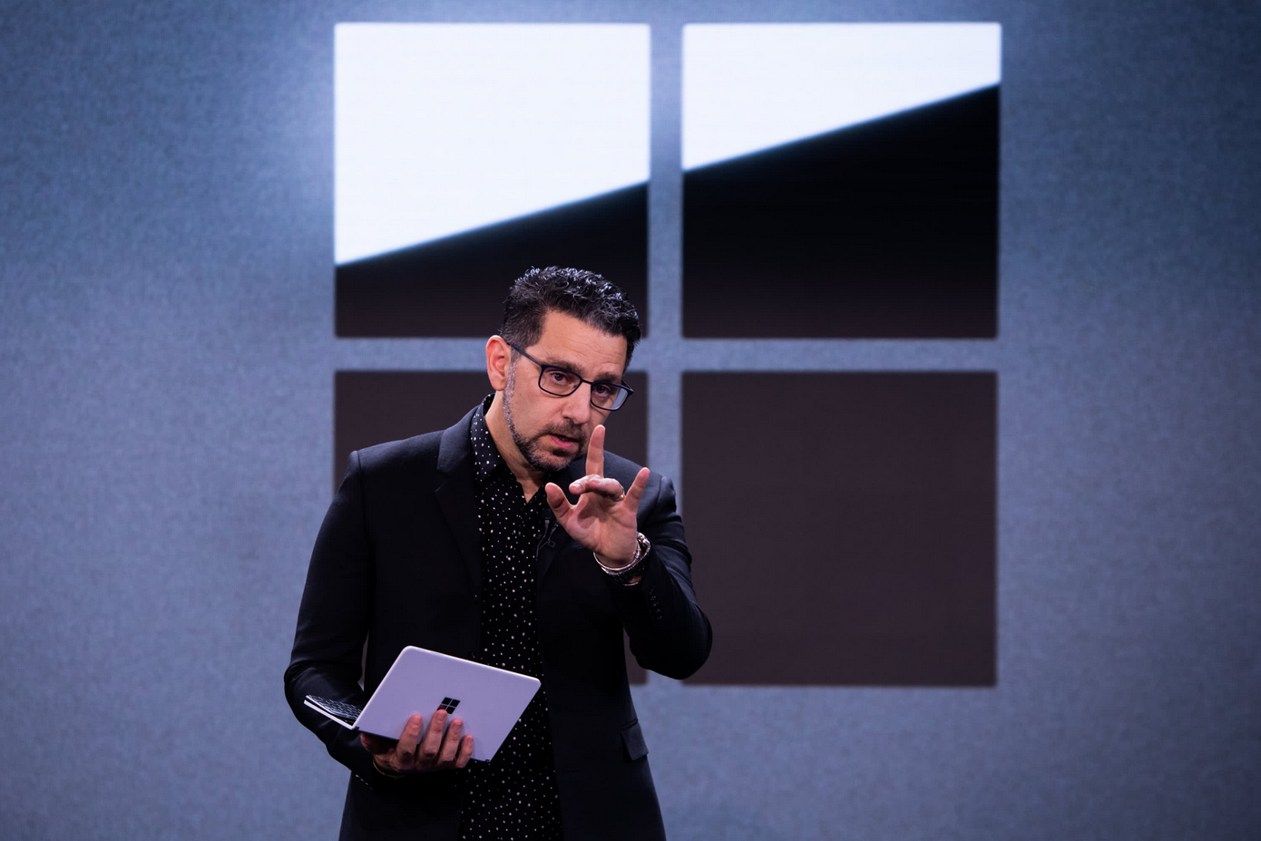 MicrosoftWindows负责人:AI将改变用户系统的使用方式