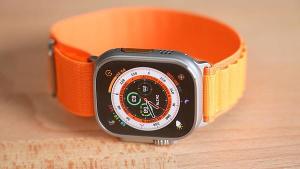 未来将采用AppleWatch或MicroLED屏幕