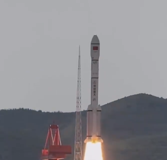 中国版明星链！千帆星座首批卫星联网，一枚火箭将18颗卫星送入轨道
