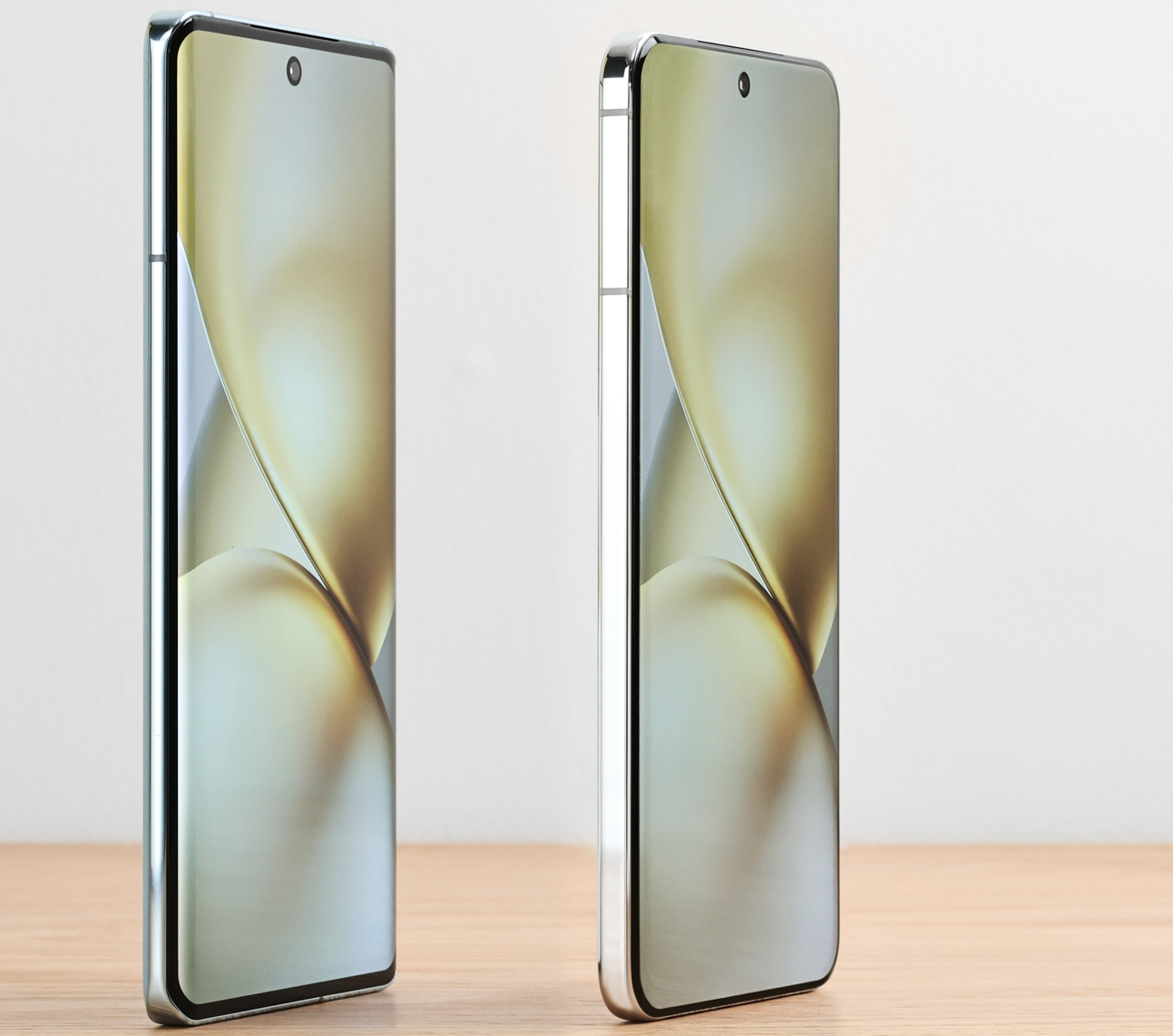 VivoX200系列定制三块屏幕：花费数亿
