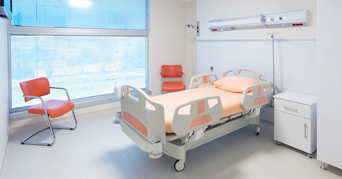 女程序员积极上班下班，情绪低落被诊断出抑郁症：常常莫名其妙的悲伤
