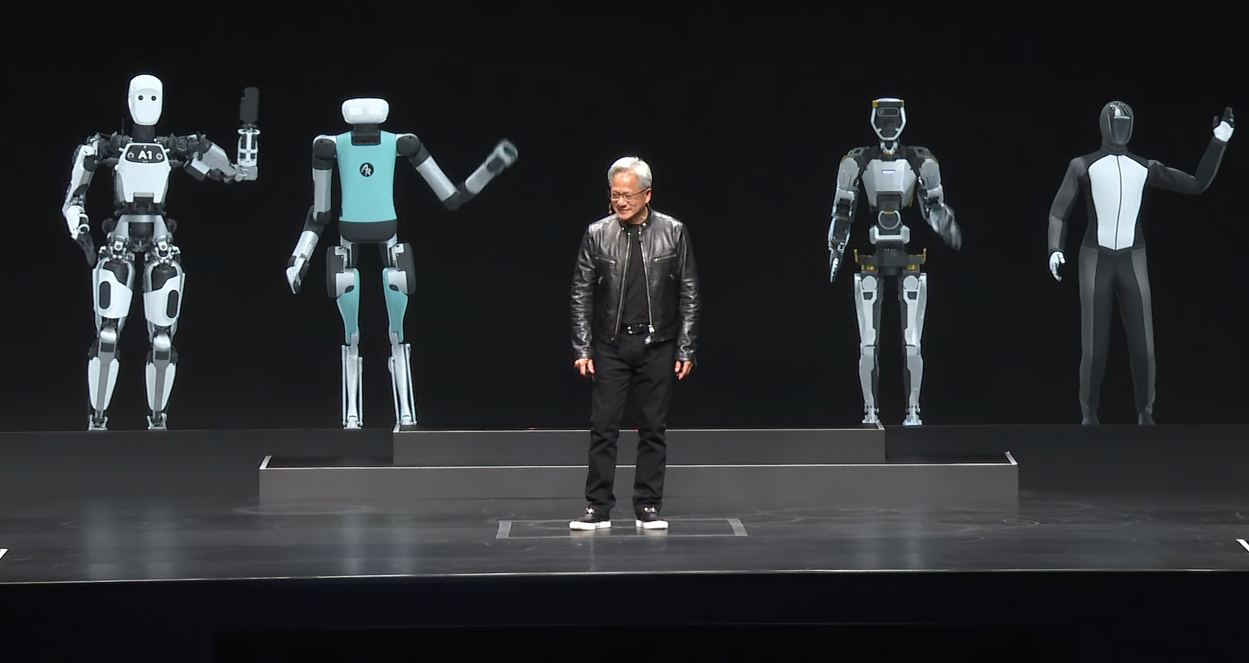 英伟达谈未来：员工将增至5万人并部署1亿人工智能助理
