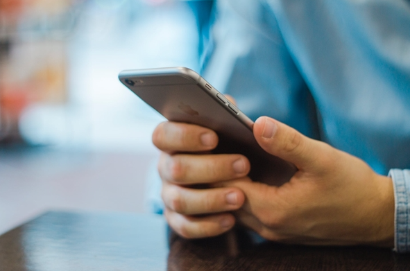 106短信成为垃圾短信的来源。三大运营商承诺对其进行监管
