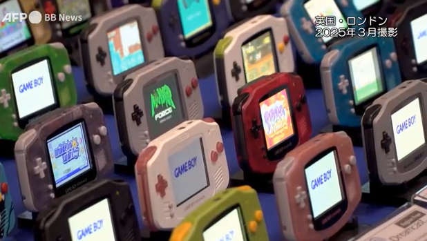 伦敦举办游戏市场节吸引大量玩家。10年来，复古游戏潮流愈演愈烈
