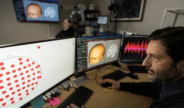 GFat创业最新进展，首款脑机芯片将于今年推出
