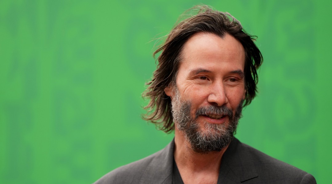 基努·里夫斯(KeanuReeves)每月花费数千美元来关闭网络假货
